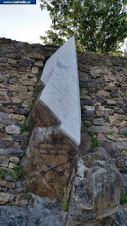 MONUMENT / Monumento Homenagem Salgueiro Maia, Castelo, Castelo de Vide, Portugal