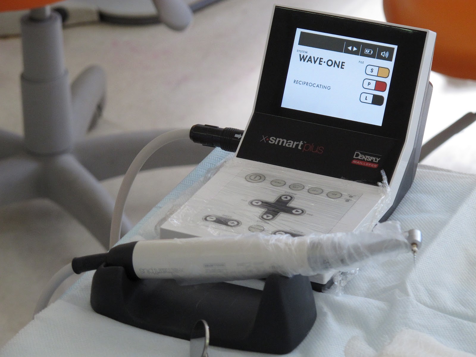 EQUIPE DE ENDODONTIA DE CAMPINAS Equipe de Endodontia de Campinas Ciência e Tecnologia