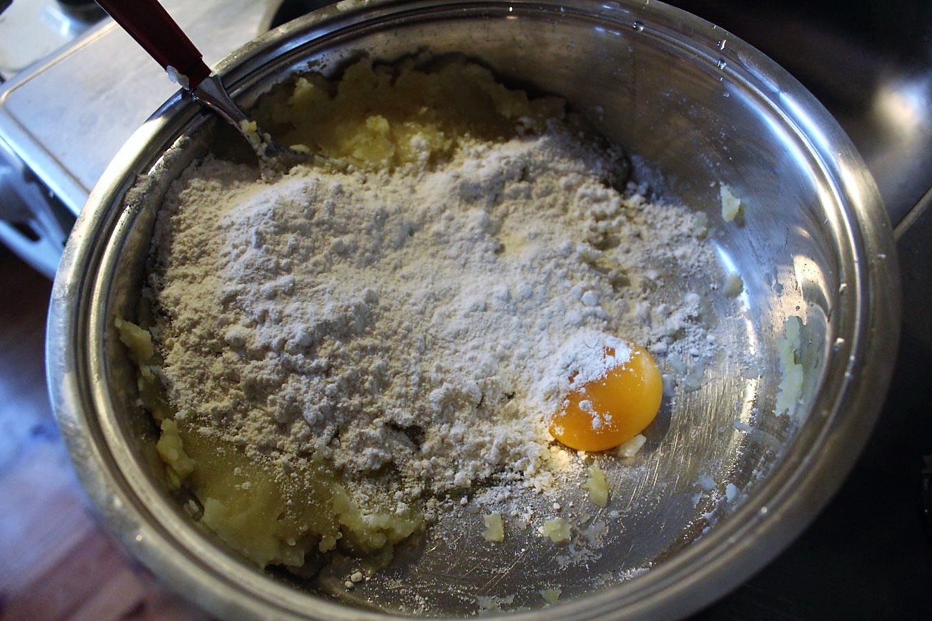 Kartoffelbälle mit Mandelblättern – glatzkoch.de