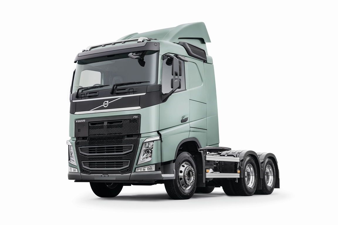 MotoringMalaysia Trucks Volvo Trucks Malaysia Unveils the Volvo FH