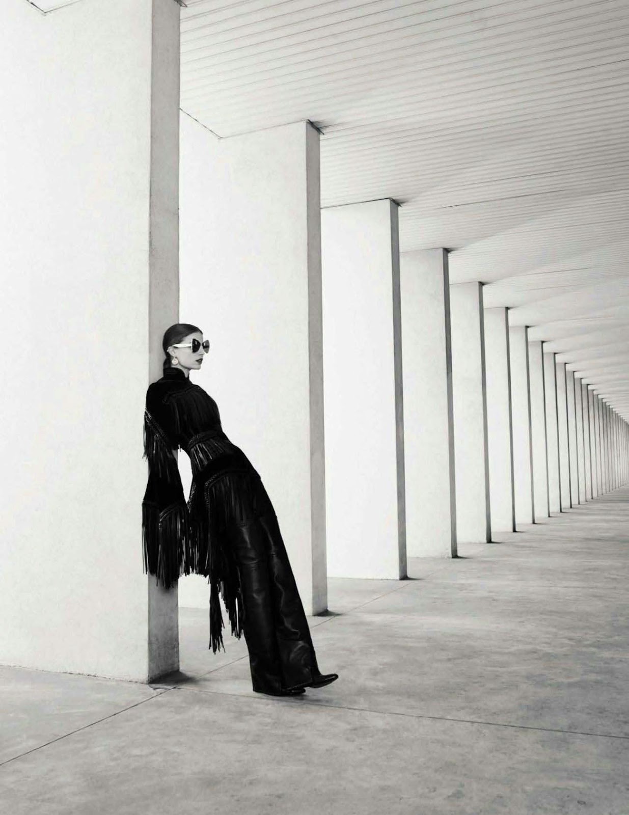 Lea Seydoux by Ward Ivan Rafik for T Magazine China November 2018 - Fashion  Editorials - Minimal. / Visual.