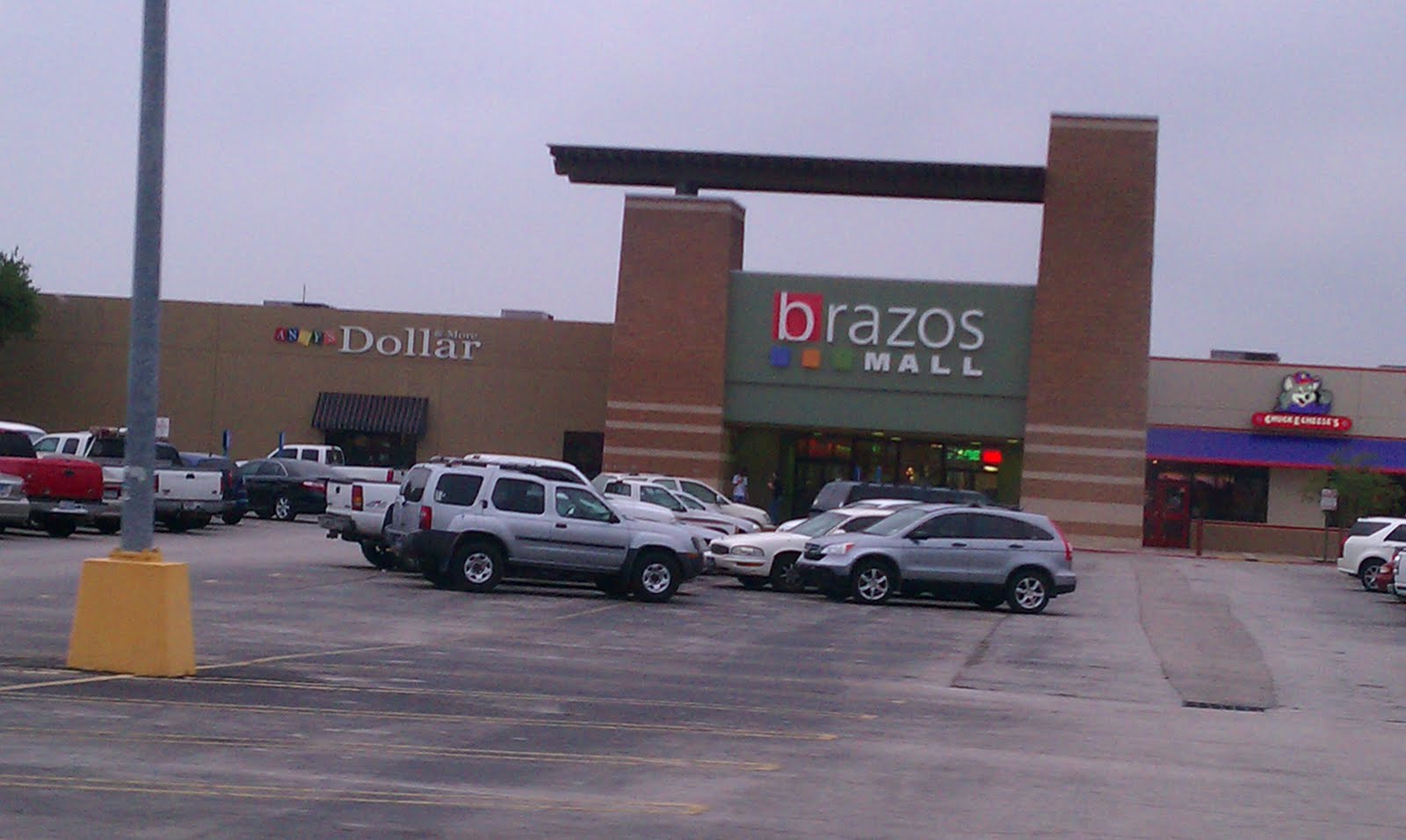 The Louisiana and Texas Retail Blogspot: Brazos Mall Lake Jackson Texas