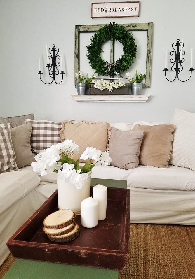 The Quaint Sanctuary { Homegoods Bench Turned Living Room Coffee Table }