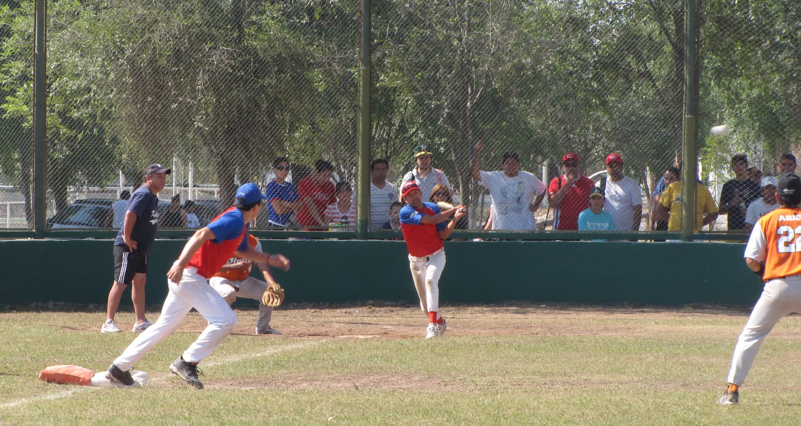 Bate De Softbol Anderson Flex Lanzamiento Lento - Aleación Flexible, Azul Glaciar, Edición Limitada 2023