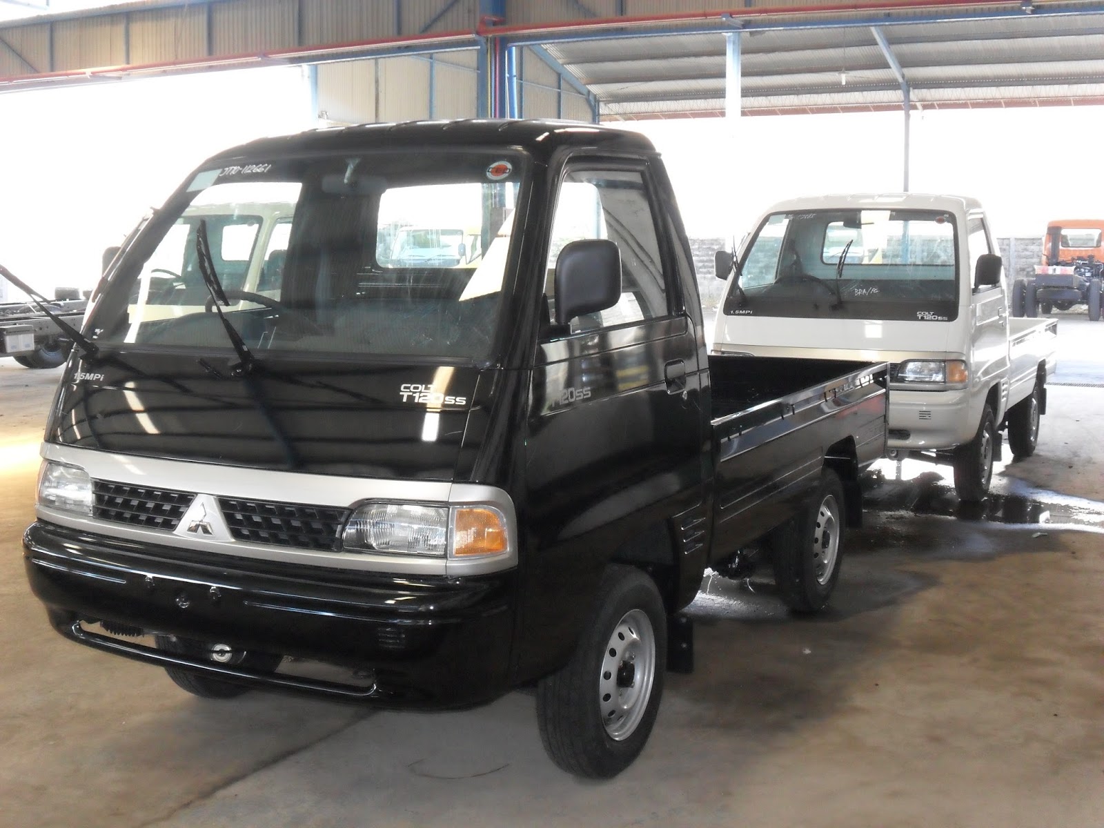 MOBIL MITSUBISHI: MITSUBISHI T120SS