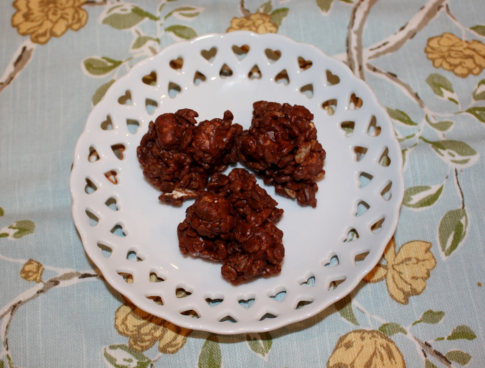 Chinese Noodles Butterscotch No Bake Cookies With Chinese Noodles