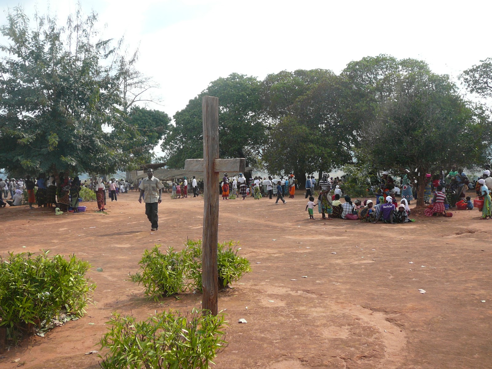 Diocese de Gurúè Visita Pastoral ao Alto Molócuè