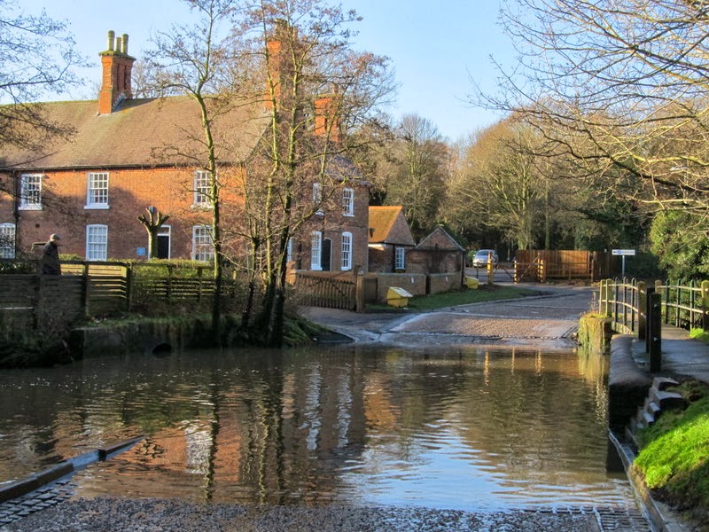 UK Wanderings: The Major Oak from Rufford Abbey Country Park