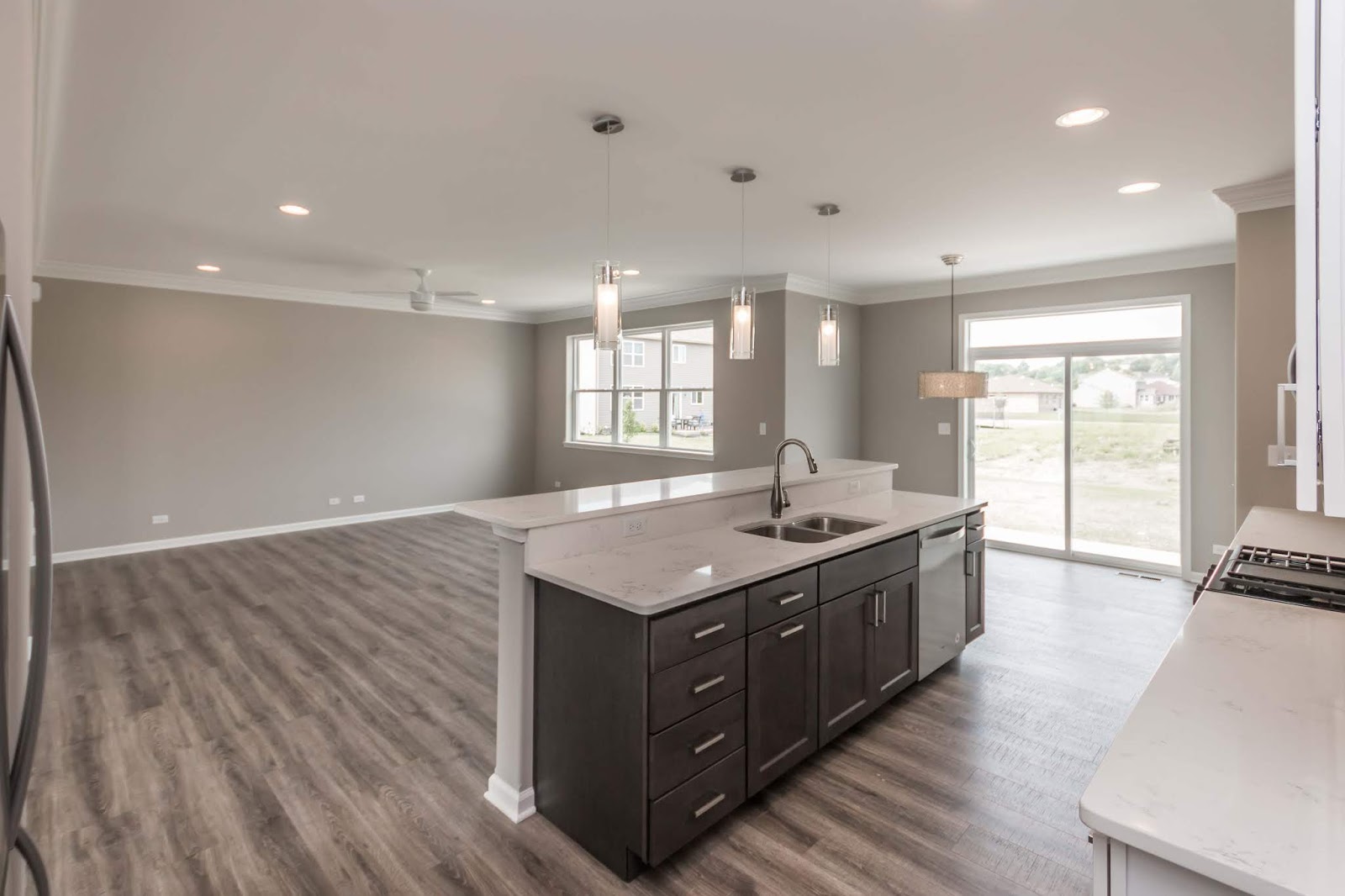 KLM Builders Inc. KLM Builder's New Roosevelt Ranch Home Now Completed