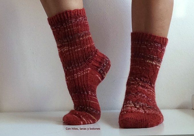 Con hilos, lanas y botones: Calcetines Azurean