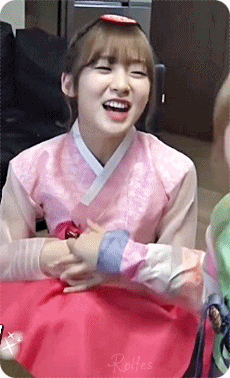 오마이걸 2016년 설맞이 한상차림 아린이 움짤.gif | 인스티즈