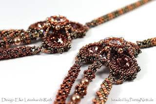 Beaded necklace "Quadrille" - beaded by PrettyNett.de