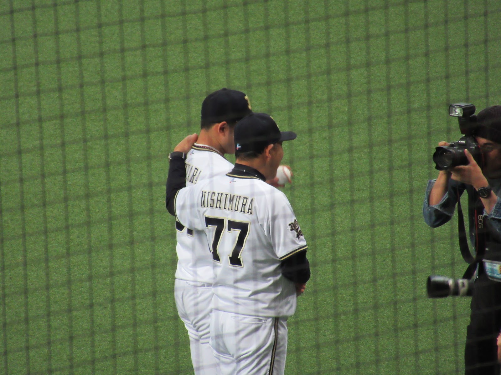 写真多め 4 17のバファローズ 榊原翼投手 祝プロ初勝利