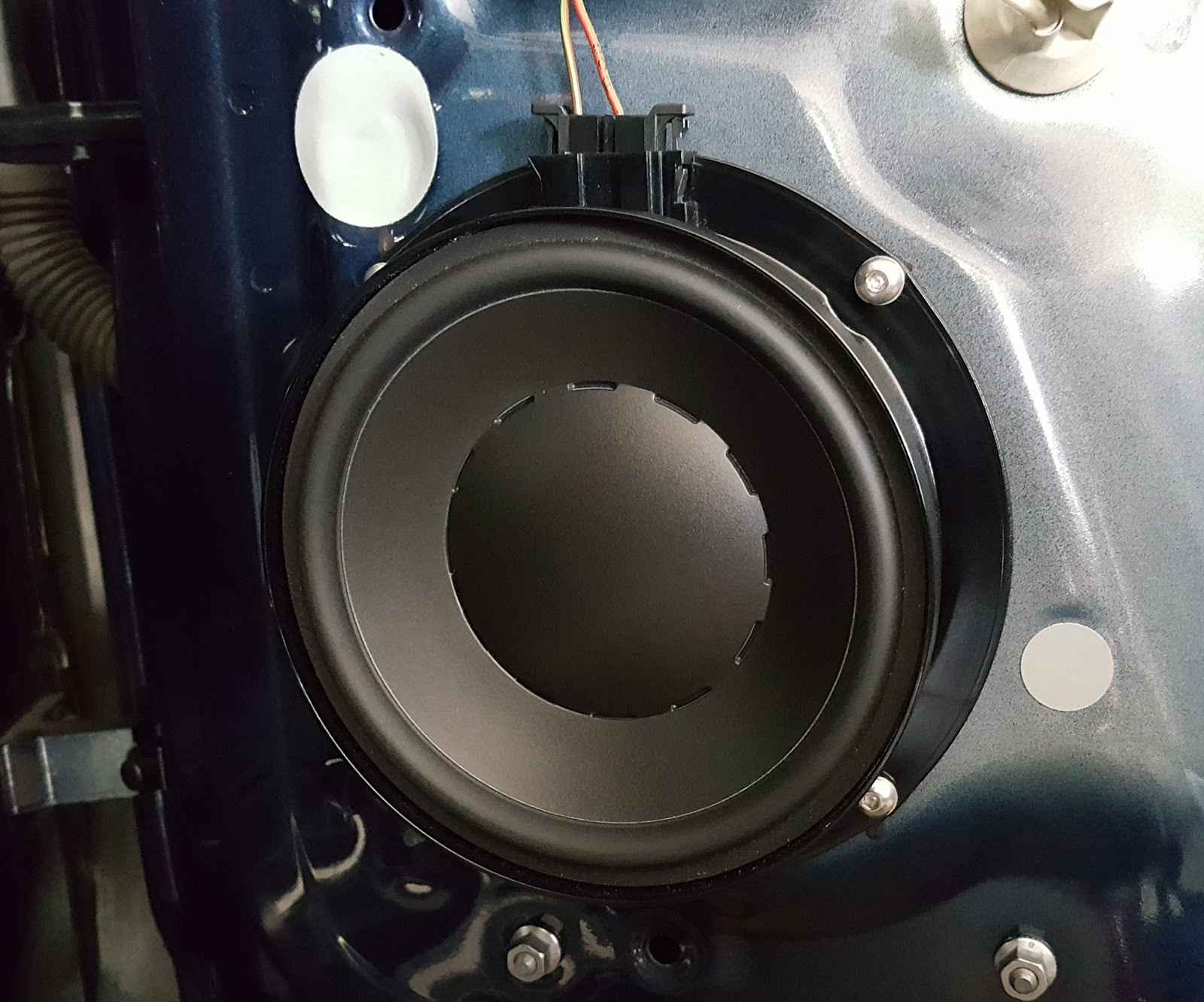 subwoofer dynaudio golf 7