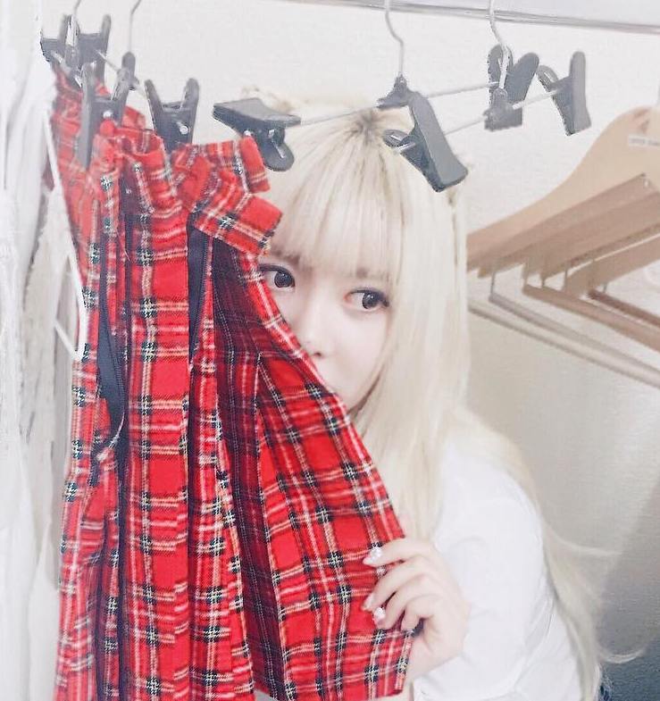 Let's play hide and seek with T-ara's Qri | T-ara World