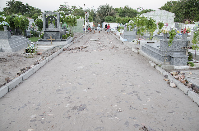 Cemitério de Cocal recebe calçamento para o Dia dos Finados - Imagem 1