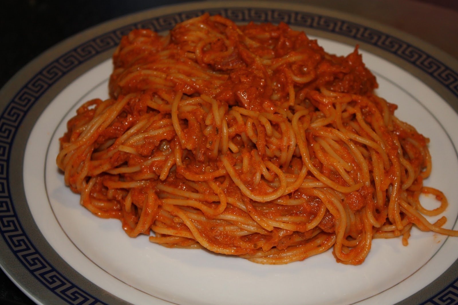 Hydromel et Ambroisie Spaghetti sauce tomate épicée au jambon
