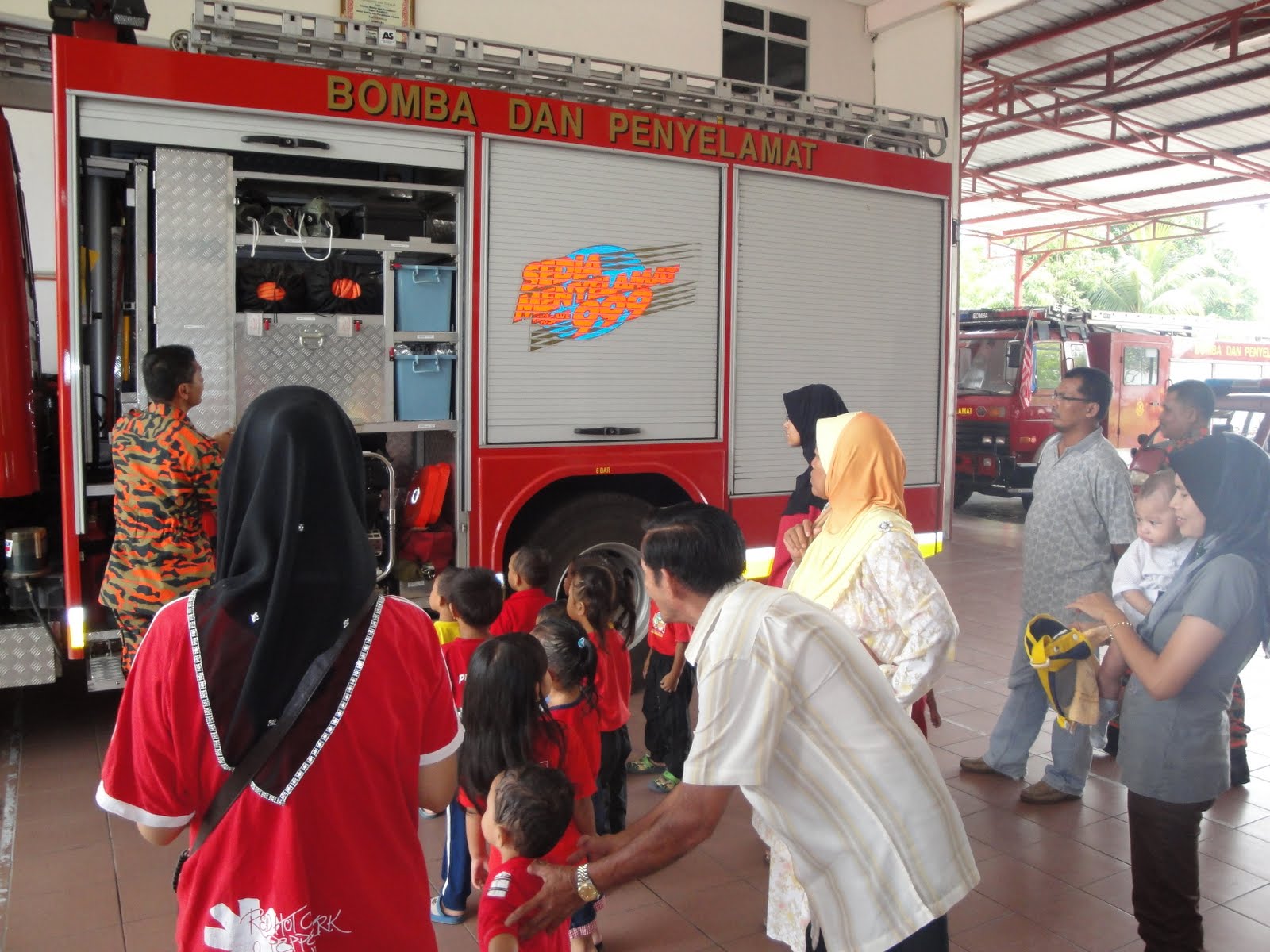 PUSAT ANAK PERMATA NEGARA FELDA RAJA ALIAS: -OKT- LaWaTaN Ke BaLai ...