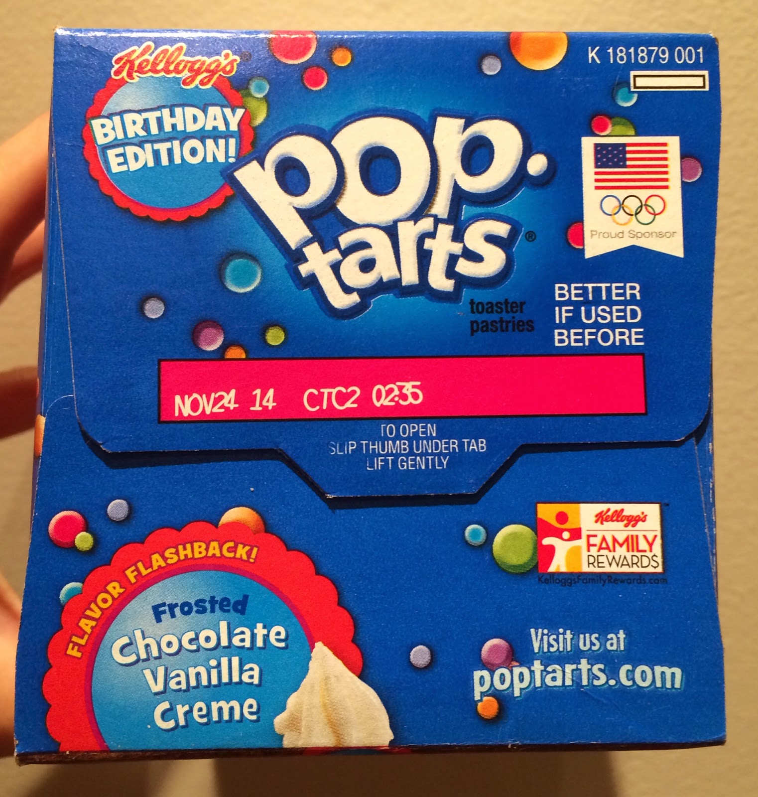 PopTarts Chocolate Vanilla Crème Birthday Edition / ポップターツ チョコレートバニラ