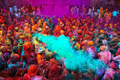 100 Colorful Happy Holi SMS Wishes in English