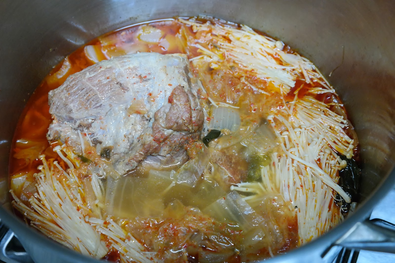 Dumb in Daegu Cooking Braised Pork Shoulder Kimchi Jiggae (김치 찌개)