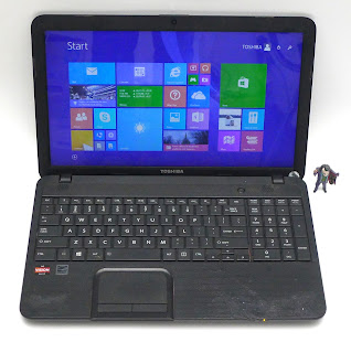 Toshiba Satellite C855D ( AMD A6 ) 15.6-inch