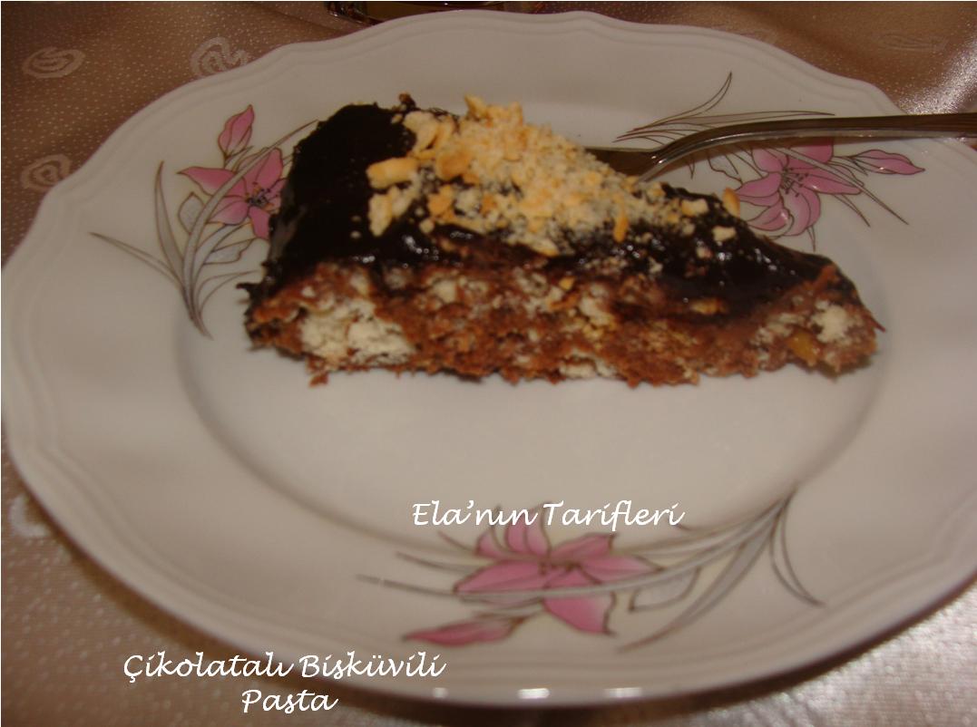 ELA�NIN TARİFLERİ ÇİKOLATA SOSLU BİSKÜVİLİ PASTA