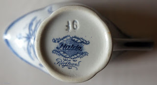 Gammal gräddkanna i nyskick, design Edward Hald Rörstrand 1920-tal.