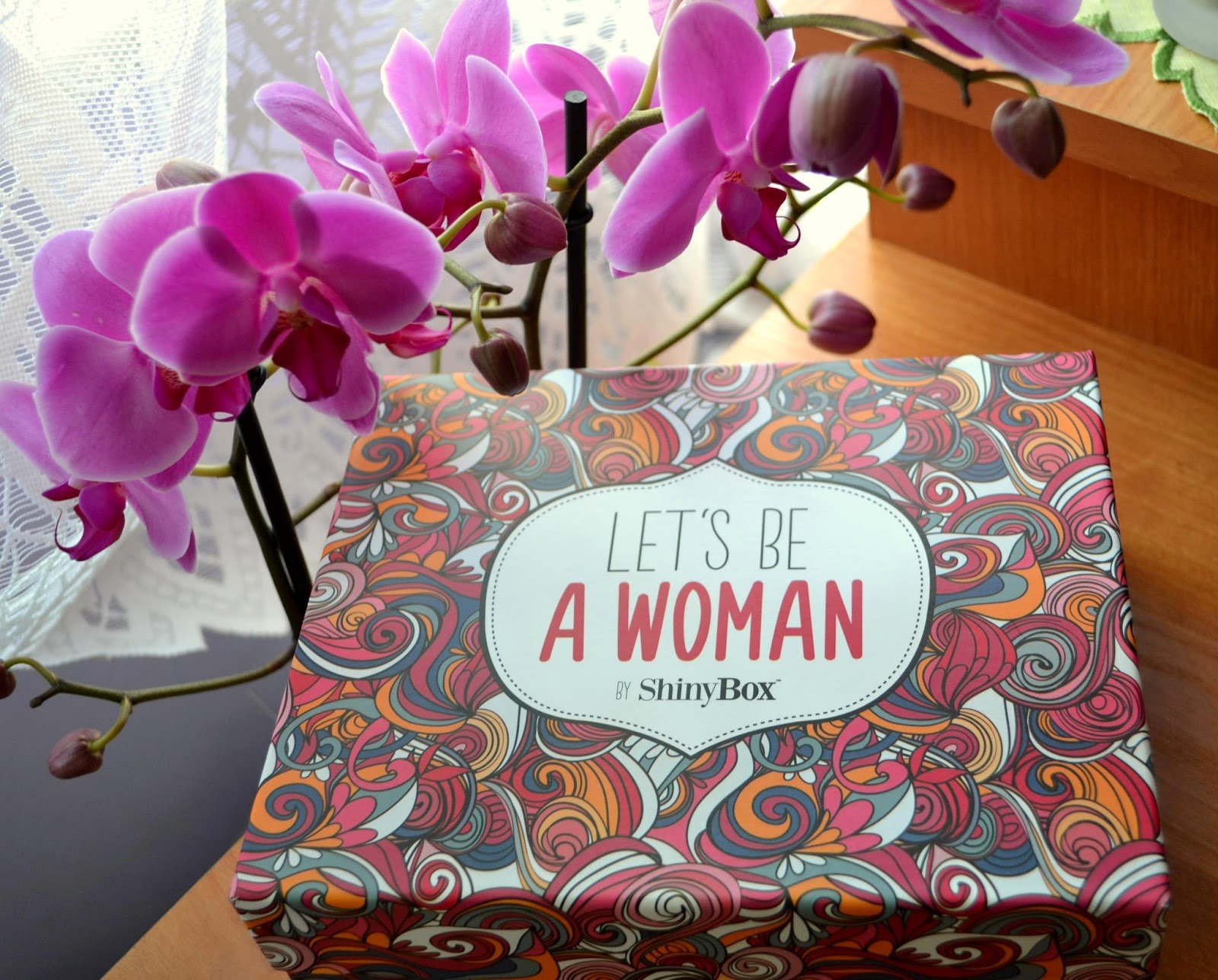 ShinyBox Maj 2014 - Let's be a woman :)