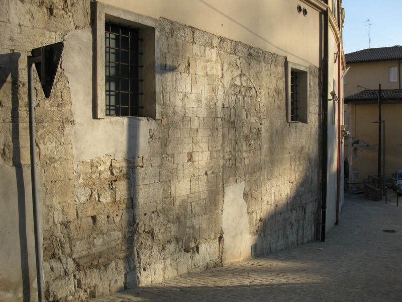 ildorico: 01 MARZO 2012 - CARRELLATA DORICA