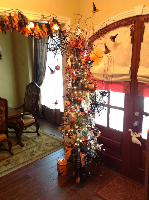 The Vintage Goose: My Halloween Tree, Ornaments and Decorations…