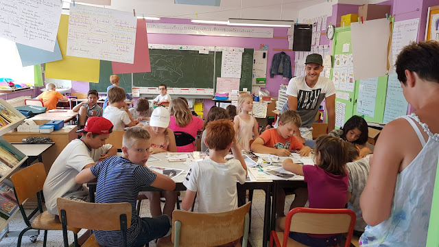 Ateliers pédagogiques Pencil Vs Camera animés par Ben Heine en milieu scolaire mettant en exergue la créativité et l’utilisation des nouvelles technologies - Ecole Communale d'Eprave - ASBL CulturArt - Fédération Wallonie Bruxelles
