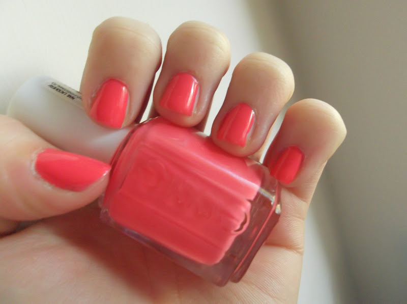 Call of Beauty Essie Nail Varnish
