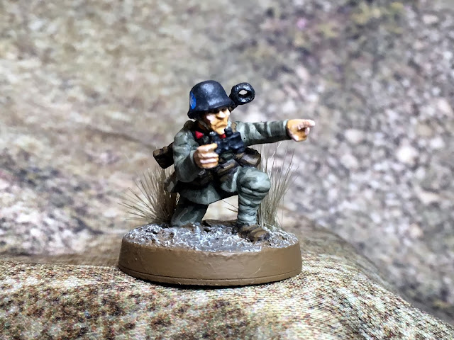 28mm WW2 Chinese for Bolt Action: Spotter Miniature