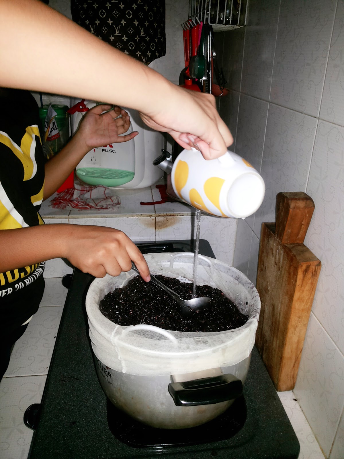 Tugas Sekolah. Cara Mudah Membuat Fermentasi Tape Ketan Hitam Tape