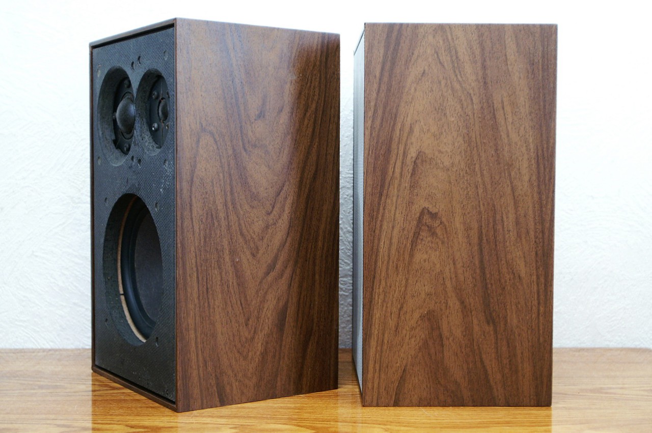 Infrequent Sound [sex.tex] technology: Heco P 3302, 1973-1978, made in