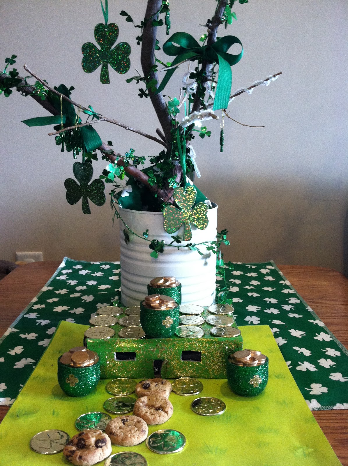 Fancy Meeting Ewe: Happy St. Patrick's Day!