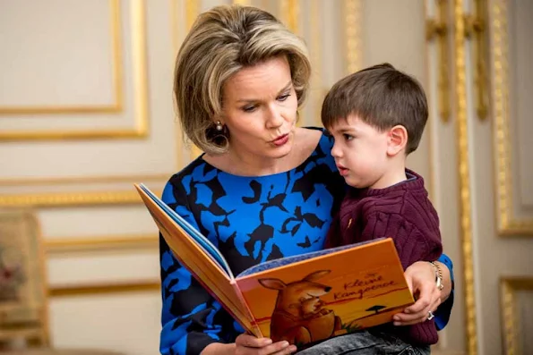 Queen Mathilde of Belgium took part in an event during the ‘Week of Reading Aloud’ organised by non-profit association ‘Iedereen Leest’