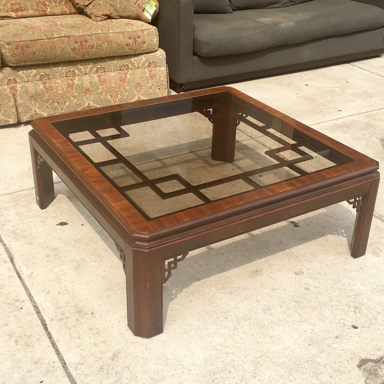 Uhuru Furniture & Collectibles REDUCED Glass Top Coffee Table by Drexel Heritage 135 95 SOLD