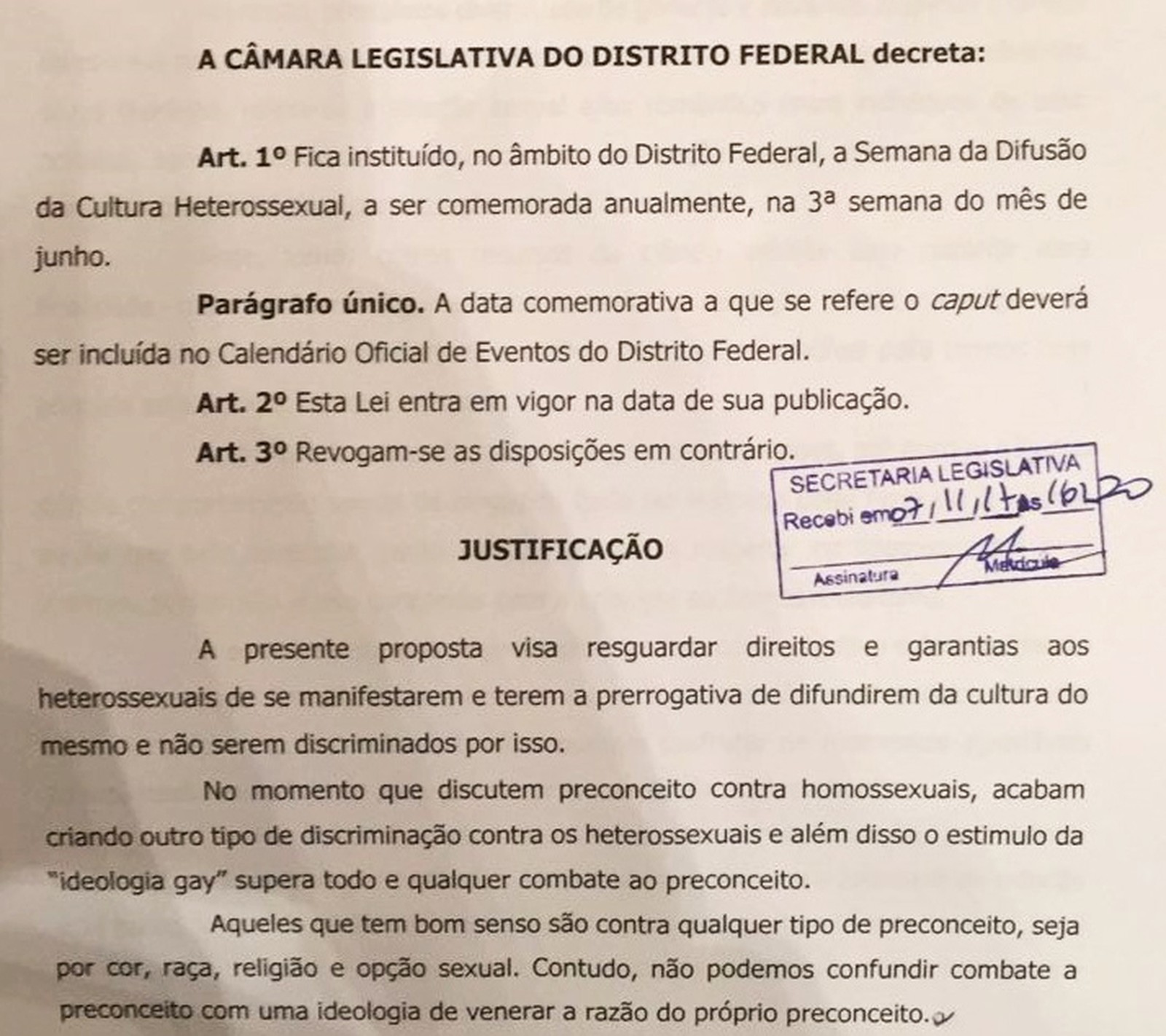 “Quem sofre agressão são pessoas LGBT”, rebate Ricardo Vale sobre proposta de semana hétero no DF “Quem sofre agressão são pessoas LGBT”, rebate Ricardo Vale sobre proposta de semana hétero no DF