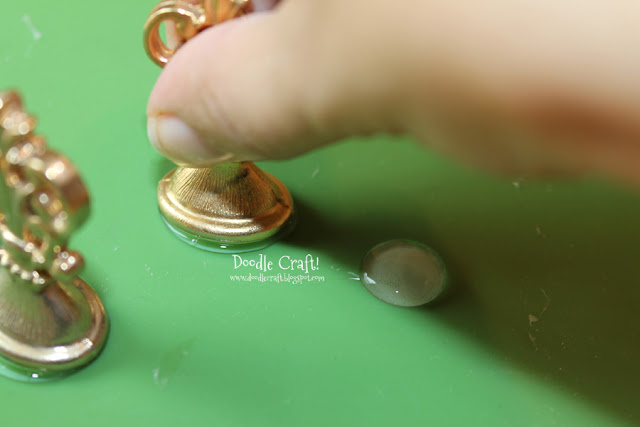 Hot+glue+wax+seals+stickers+seal+your+envelopes+with+fun+fake+wax+silicone+mat+and+hot+glue+gun+%25285%2529