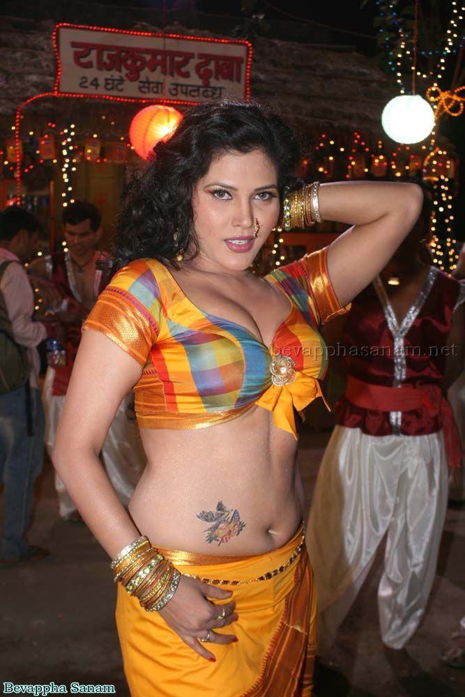 Seema Xxx Video - Bhojpuri Actress Seema Singh Hot New Look Photos Seema In Navel ...