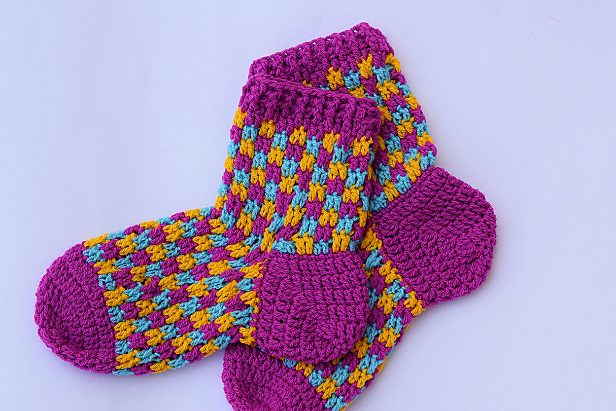 crochet-adult-socks-very-easy