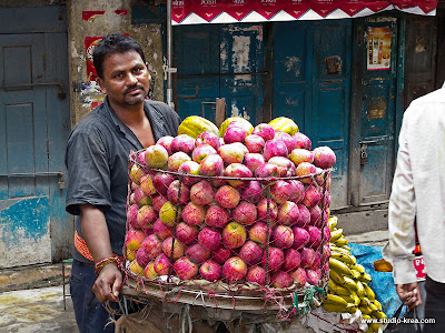 Frutero en Katmandú ( barrio viejo )