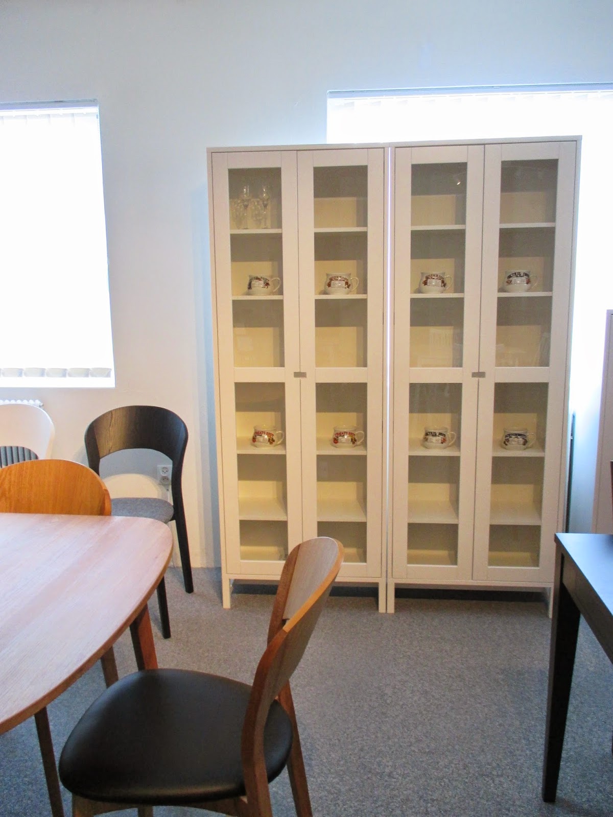 Vintage & Design Medina Floréz: Showroom – Cómodas, armarios