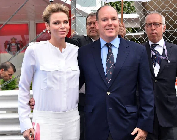 Prince Albert and Princess Charlene attends the Monaco Formula 0ne Grand Prix at Circuit de Monaco. Daniel Ricciardo of Australia and Red Bull Racing and Lewis Hamilton of Great Britain, Sergio Perez of Mexico and Force India, Mercedes AMG Petronas F1 Team's British driver Lewis Hamilton