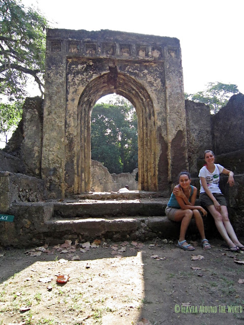 Arco de las ruinas de Gedi Arco de las ruinas de Gedi