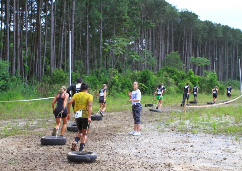 CORRENDO E RENASCENDO BLACK TRUNK RACE 2013
