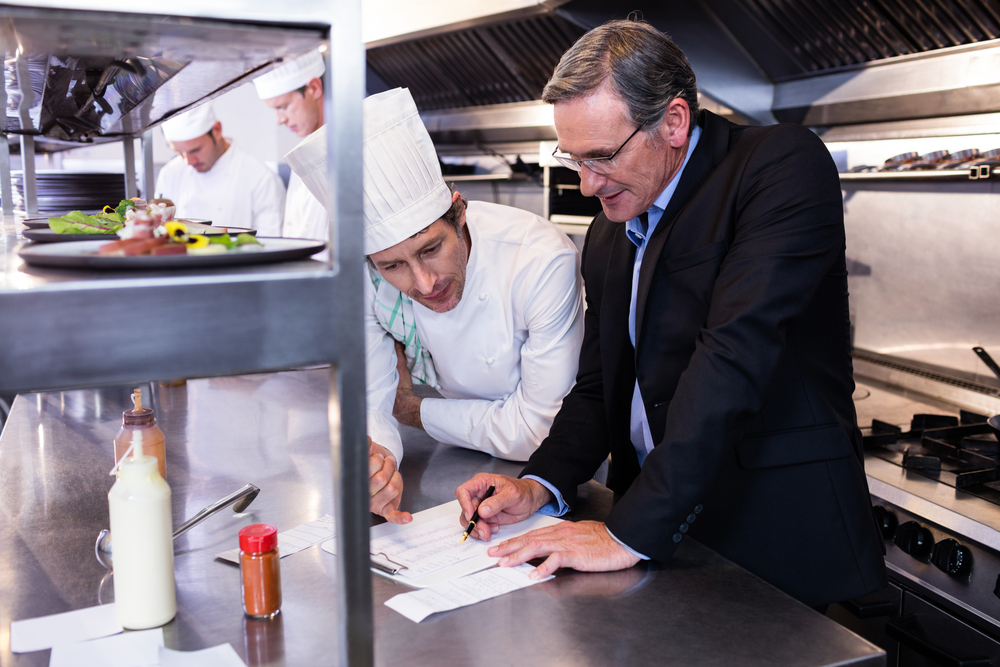 5 Tips for Successfully Managing Your Kitchen Staff
