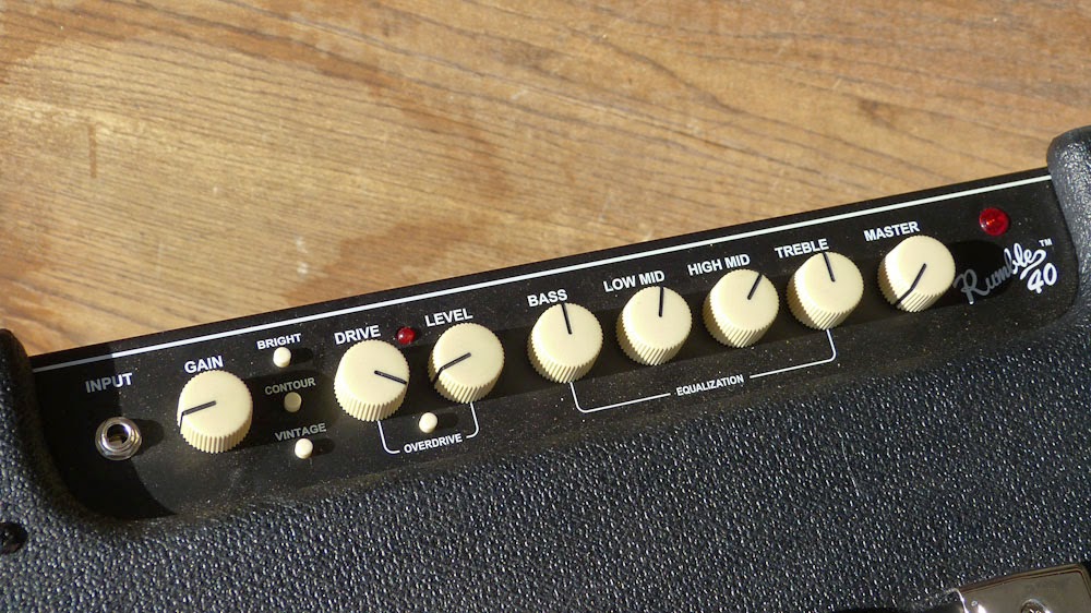 Review Fender Rumble 40 Bass Amp